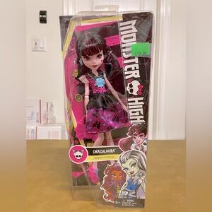 Monster High Draculaura Core 12” doll. 2015. Collectible Discontinued NWT NRFB